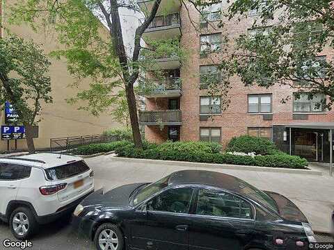 81St, NEW YORK, NY 10028