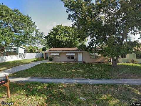 Lee, LAKE WORTH, FL 33461