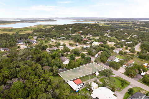 Live Oak, Canyon Lake, TX 78133