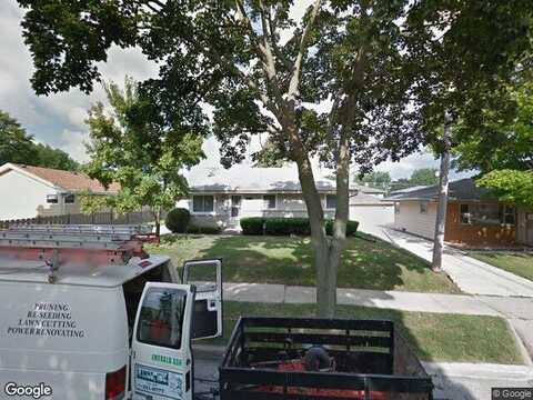 75Th, MILWAUKEE, WI 53219