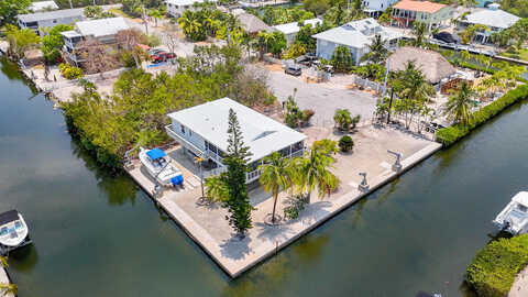 Allamanda, BIG PINE KEY, FL 33043