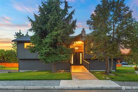 8Th, EDMONDS, WA 98020