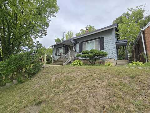 77Th, MILWAUKEE, WI 53219