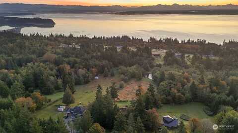 Lawson, CAMANO ISLAND, WA 98282