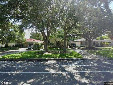 Davis, TAMPA, FL 33606