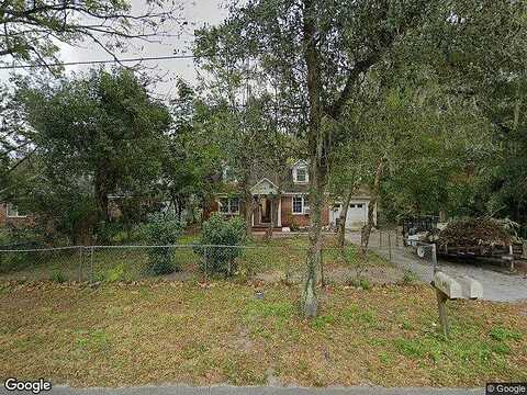 Adelle, DELAND, FL 32720