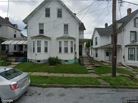 Spruce, STEELTON, PA 17113