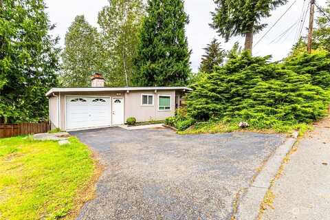 158Th, BELLEVUE, WA 98008