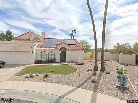 Julie, GLENDALE, AZ 85308