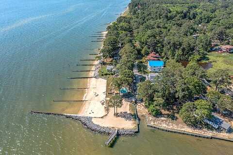 Davis, REEDVILLE, VA 22539