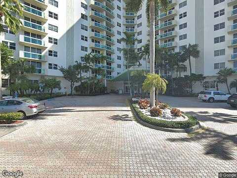 S Ocean Dr, Hollywood, FL 33019