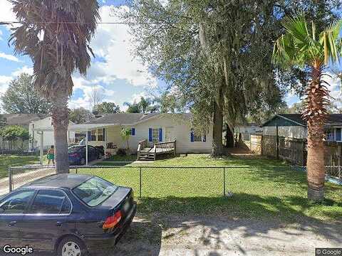 16Th, DADE CITY, FL 33523