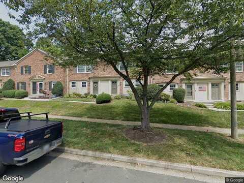 Forrester Blvd, Springfield, VA 22152