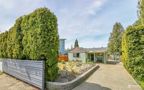 N Tarragon Avenue, Camano Island, WA 98282