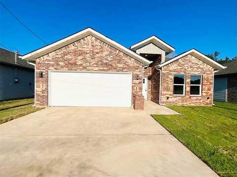 Sayle Street, Greenville, TX 75401