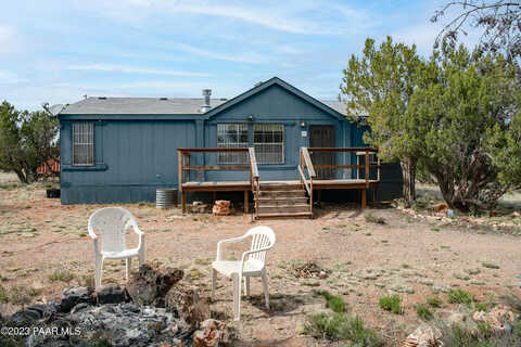 Rough Rock Road, Seligman, AZ 86337