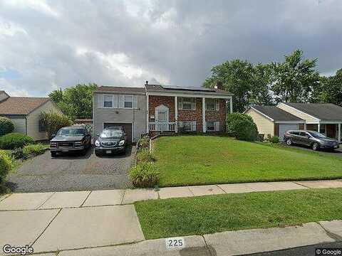 Evergreen, WILLINGBORO, NJ 08046