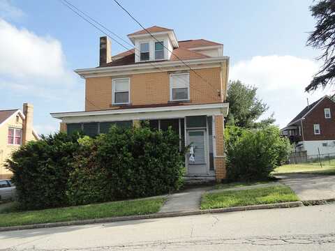 Broad St, Jeannette, PA 15644