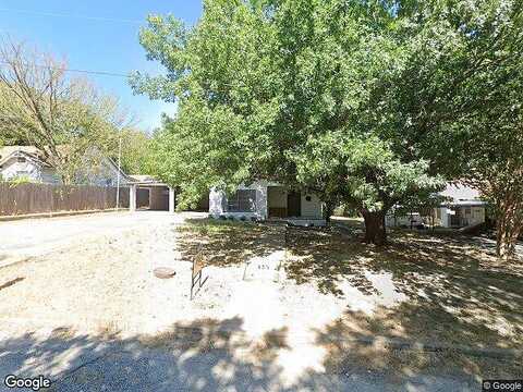 S Loyd St, Hamilton, TX 76531