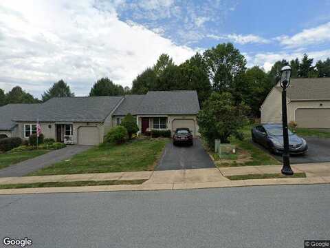 Knollwood, MILLERSVILLE, PA 17551