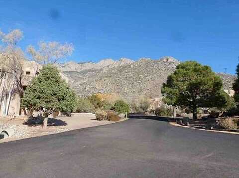 Sandia Heights, ALBUQUERQUE, NM 87122