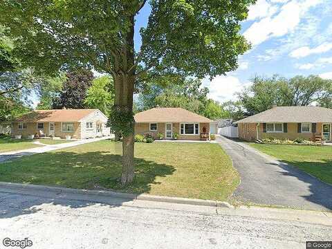 107Th, MILWAUKEE, WI 53225