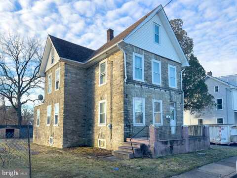 East, GLENSIDE, PA 19038