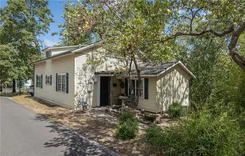 15 Linwood AVE, Eureka Springs, AR 72632