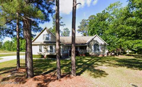 5201 Flynn Drive, Lumberton, NC 28360