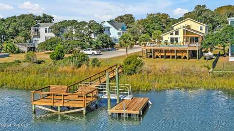 122 SW 24th Street, Oak Island, NC 28465