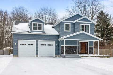 9289 Robbins Road, Le Roy, NY 14482