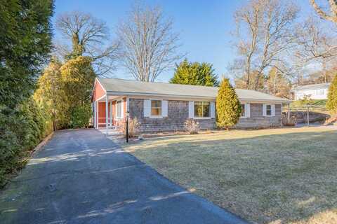 20 Cobb Avenue, Yarmouth Port, MA 02675