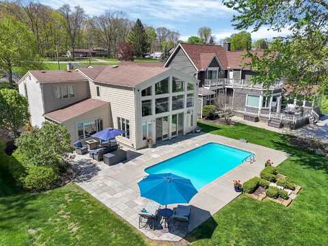 1395 Chickasaw Drive, London, OH 43140