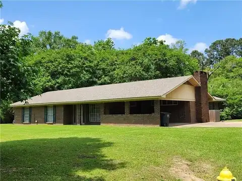 111 NAVARRO Court, Natchitoches, LA 71457