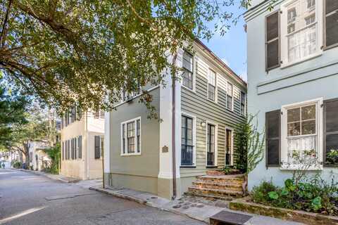 9 West Street, Charleston, SC 29401