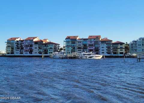 654 Marina Point Drive, Daytona Beach, FL 32114