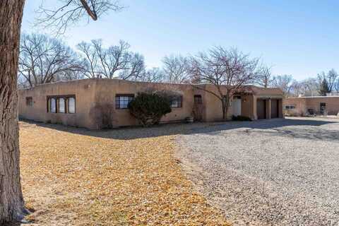 315 Theodora, Taos, NM 87571