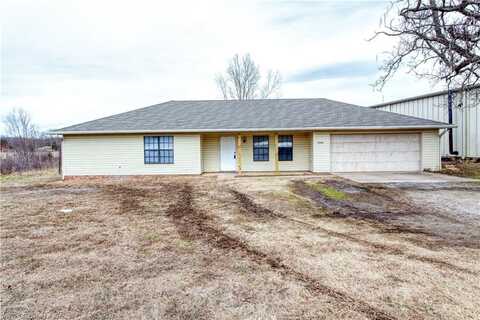 25320 Highway 22, Lavaca, AR 72941