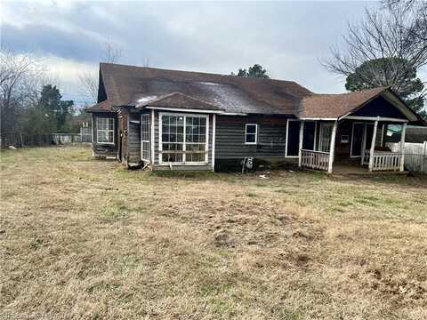 800 Leflore AVE, Poteau, OK 74953