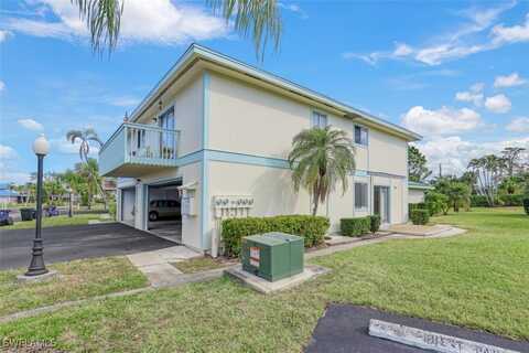 5848 Queen Elizabeth Way, Fort Myers, FL 33907