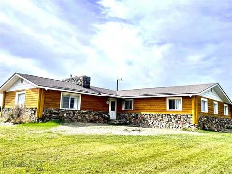 77 First Road, Whitehall, MT 59759