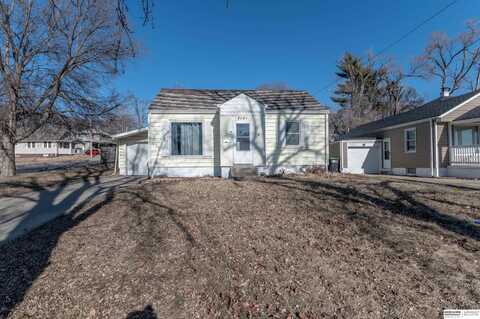 4848 Charles Street, Omaha, NE 68132