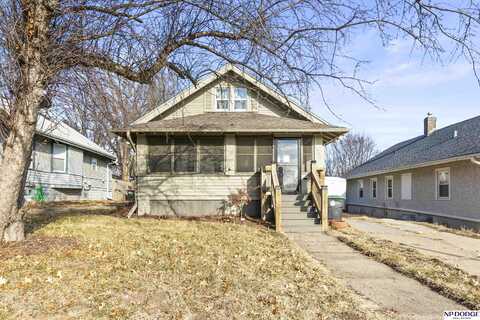 3042 Arcadia Avenue, Omaha, NE 68111