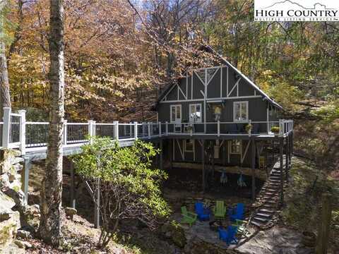 136 Staghorn Hollow, Beech Mountain, NC 28604