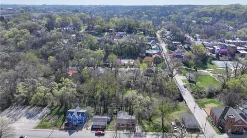 614 Washington Street, Weston, MO 64098