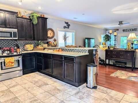 1133 AIRPORT Road, Hot Springs, AR 71913
