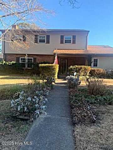 204 Kerry Court, Jacksonville, NC 28546