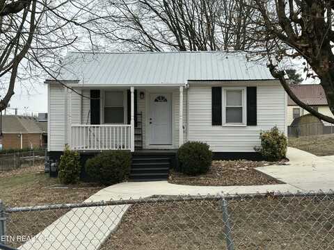 221 S Park Ave, Morristown, TN 37813