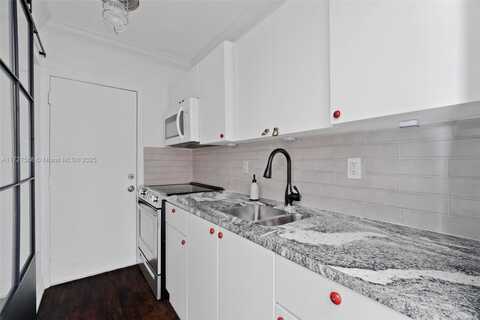 7331 Gary Ave, Miami Beach, FL 33141