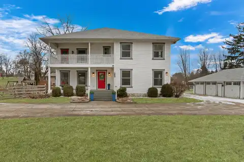 N1525 Grove St, Lake Geneva, WI 53147